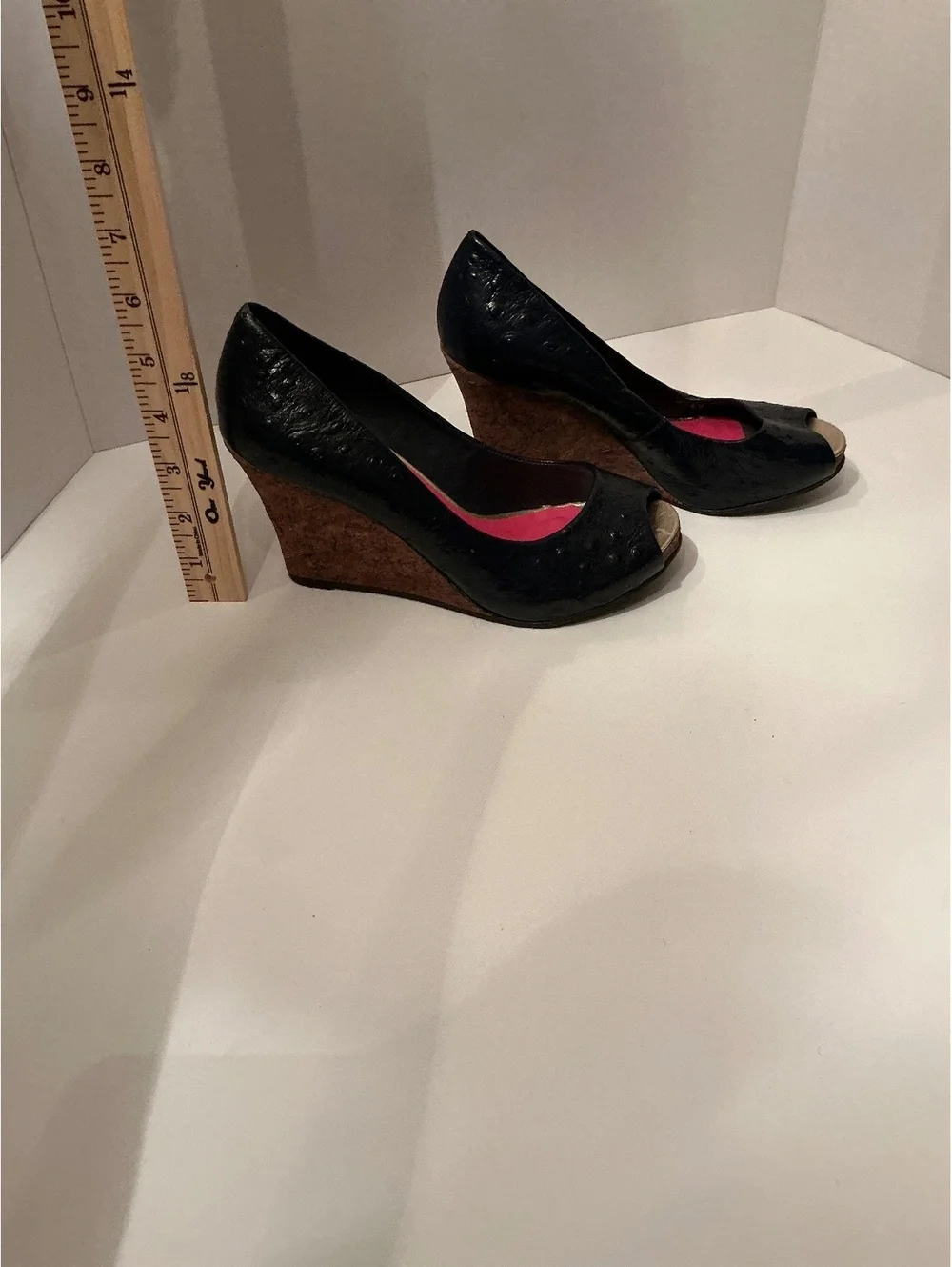 Lilly Pulitzer women’s navy peeptoe wedge heels size 6